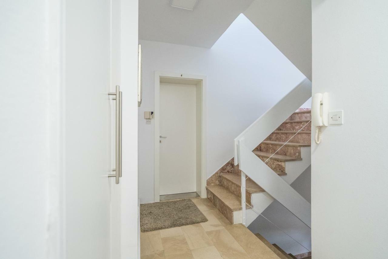 Guest House Lana Сплит Экстерьер фото
